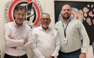 El rector del ITSC Lic. Pedro Quezada es visitado por Samsic Handlig Dominicana en su interés de ofrecer oportunidades a estudiantes de la institución