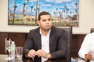 Científico de datos Darian Vargas colaborará con el ITSC para beneficio de los estudiantes