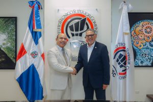 Rector del ITSC recibe visita de la Universidad Nacional Tecnológica (UNNATEC)