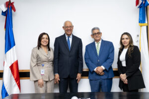 Rector ITSC realiza visita al director general de Presupuesto, José Rijo Presbot.
