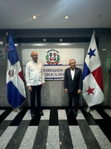 Rector ITSC realiza visita al Parlamento Latinoamericano y Caribeño (PARLATINO), en ciudad de Panamá